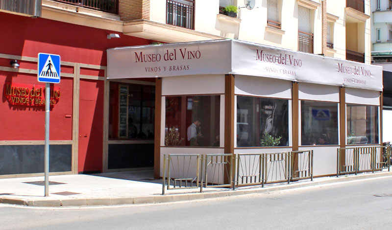 Bar de Tapas y Restaurante Museo del Vino en Almendralejo